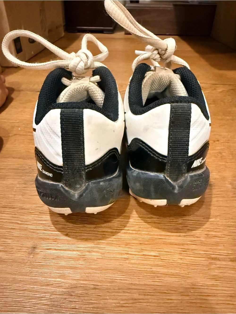 Nike White and Black Kids Baseball Cleats
